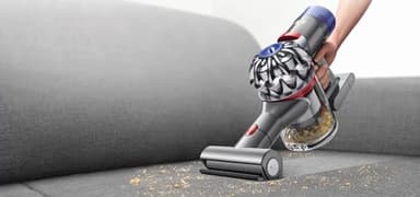 Dyson V7