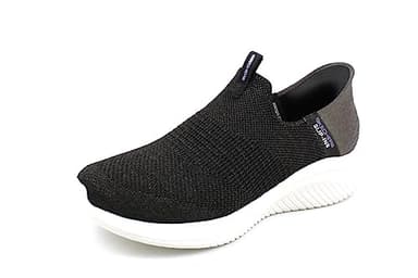 Skechers Women's Ultra Flex 3.0 Smooth Step Sneaker, Black, 7 UK