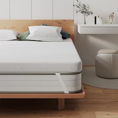 Frideko Small Double Mattress Topper, 4.33 Inch Small Double Memory Foam Mattress Topper With High-Density Foam, Washable & Removable Zipped Cover Pain Relief White