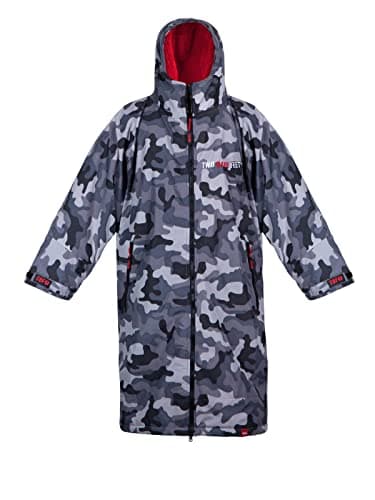 Two Bare Feet Weatherproof Long Sleeve Changing Robe and Changing Mat, Waterproof, Windproof, Soft, Warm Sherpa Fleece Lining with Hood, Watersports, Swimming, Surfing, SUP (Medium, camo/red)