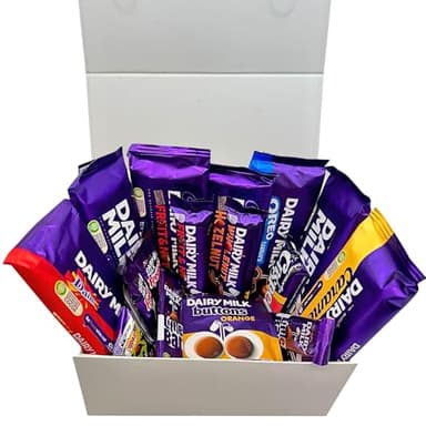 Chocolate Gift Box – Assorted Bars & Treats – Luxury Sweet Hamper – Gift for Christmas, Birthday or All Occasions (15 pieces - White)